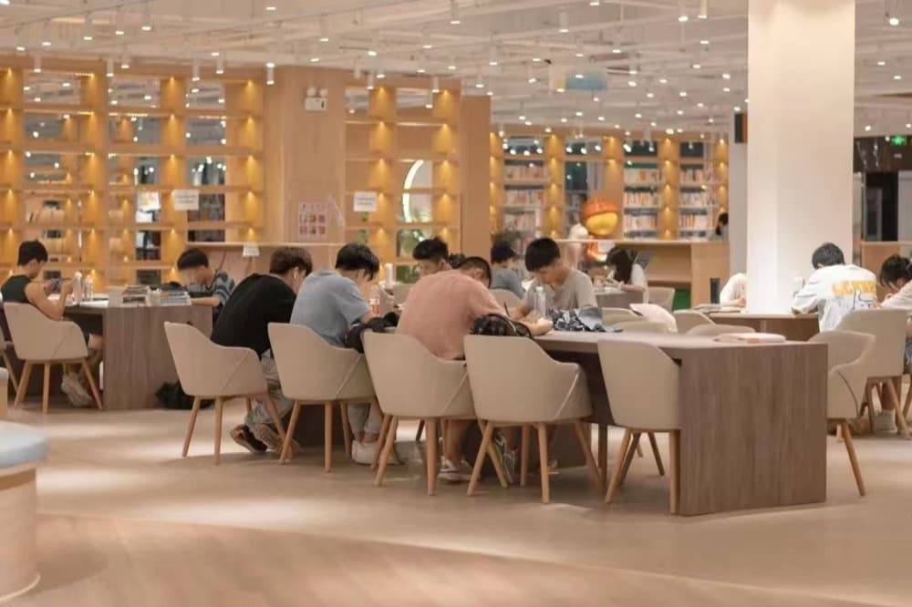 广东理工学院 - 图片 9