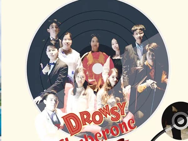 在海外表演变脸，研究春晚的“戏精”学长在海外表演变脸，研究春晚的“戏精”学长