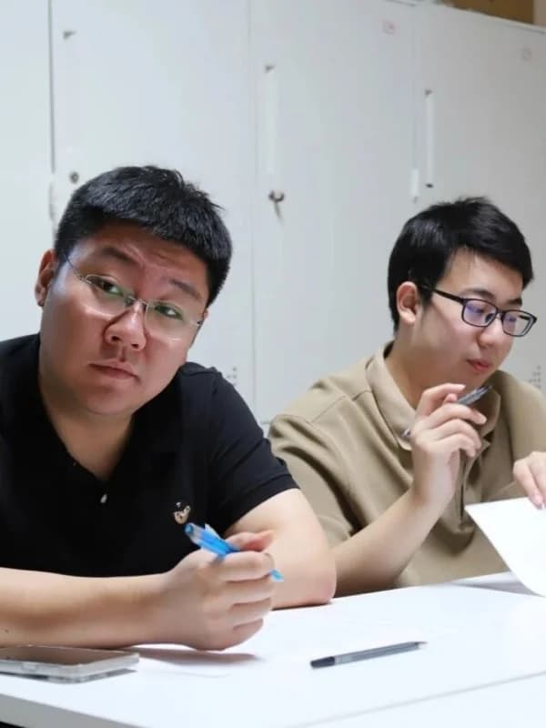 深圳市新福景双语学校 | 新福景学生会 | 步履不停，薪火相传，新一届学生会热血集结！