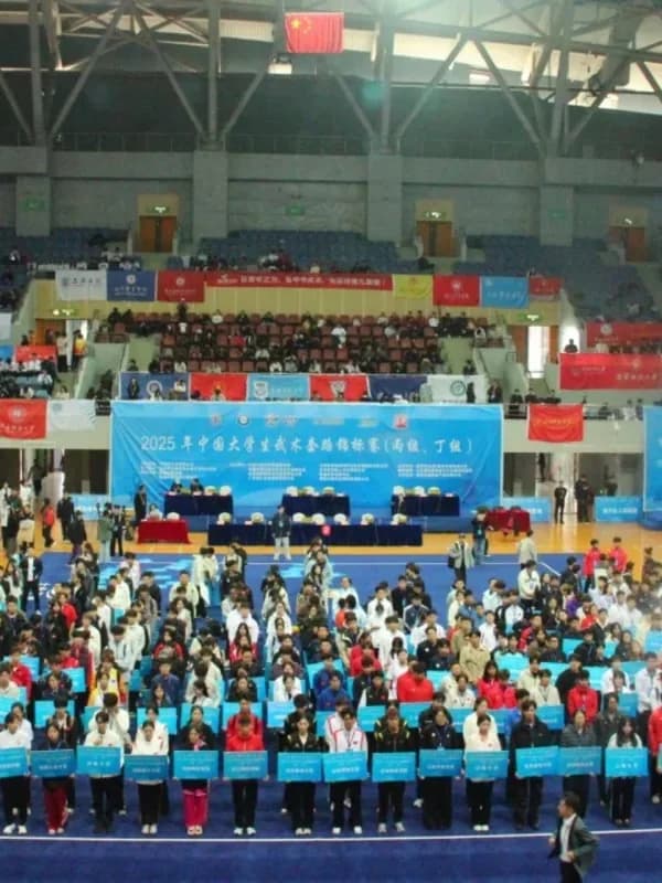 广东理工学院 | 教练，我想学武术！看完学校代表队战绩，DNA动了！