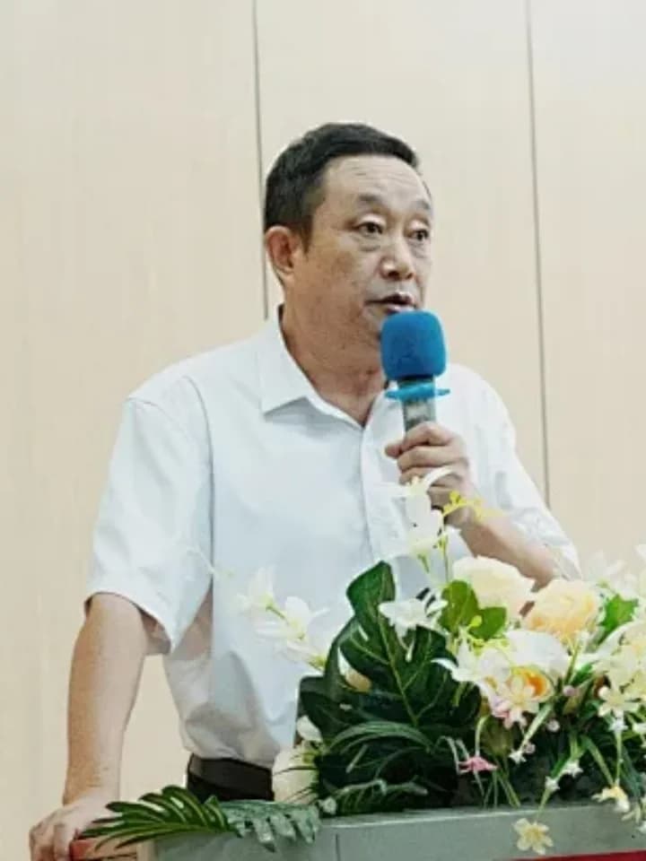 福桥高级中学 |【福桥新闻】凝聚奋进力量，赓续育人华章 | 福桥高级中学9月教职工大会