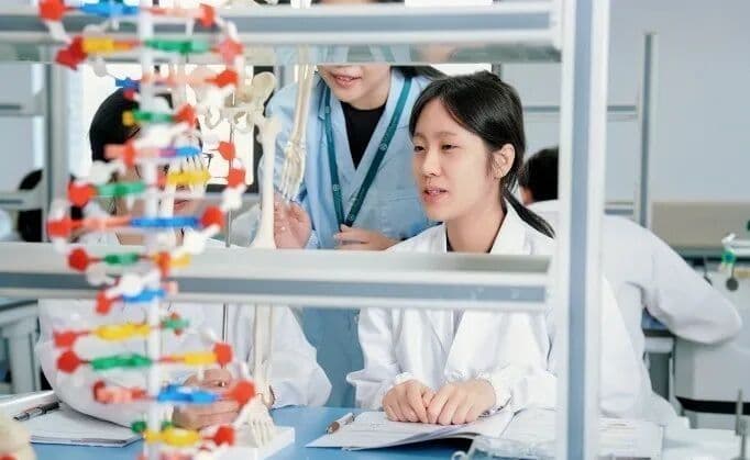 佛山暨大港澳子弟学校 - 图片 2