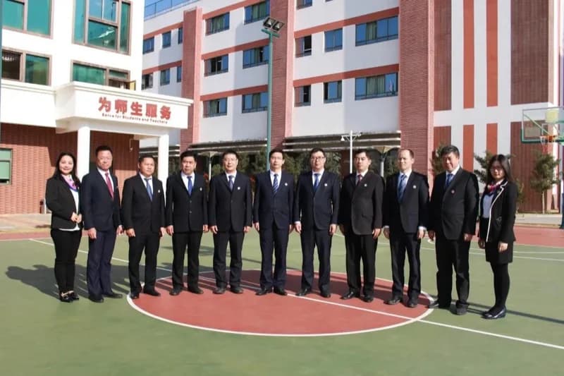 2020年秋季招生报名开始啦丨深圳市珊蒂泉外国学校欢迎你!