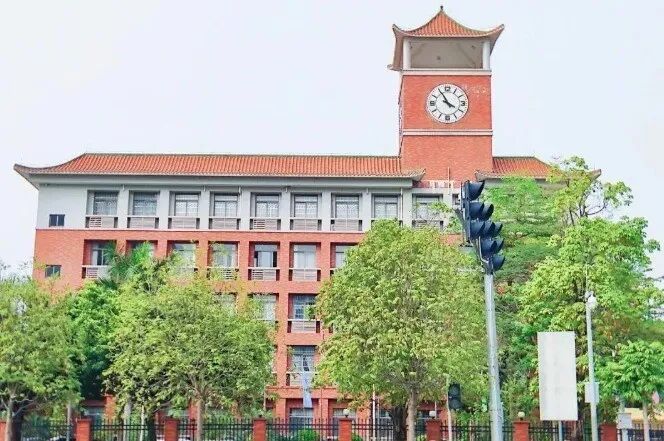 广州外国语学校教学楼