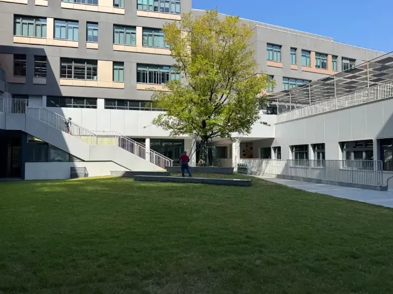 SIS校园户外活动空间